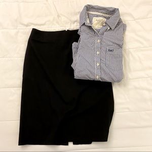 Classic Uniqlo pencil skirt